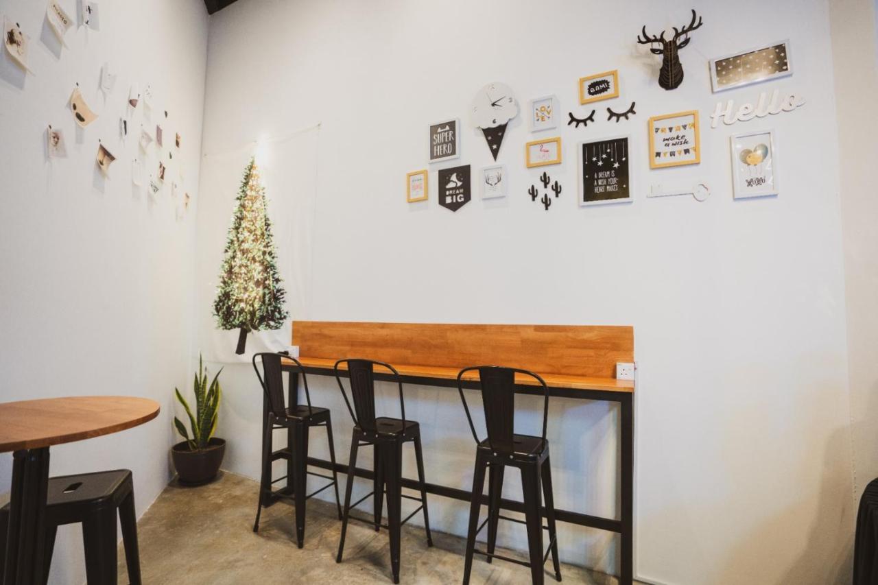 Hashtag.Capsule.Hostel Johor Bahru Exterior photo